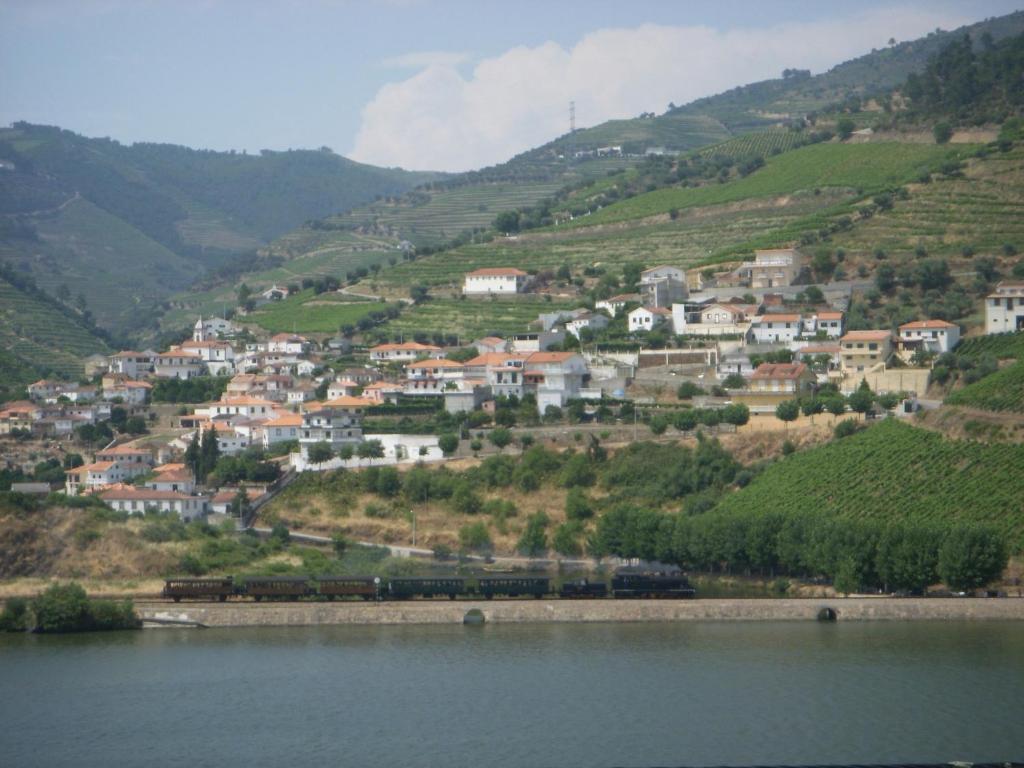 Quinta Da Azenha Hotel Folgosa  Bagian luar foto